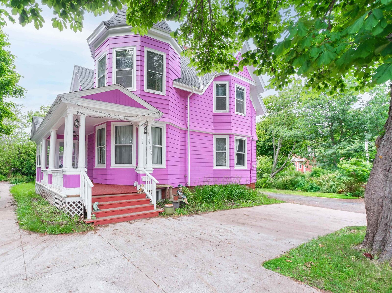 Property Photo:  146 Central Street  PE C1N 3L8 