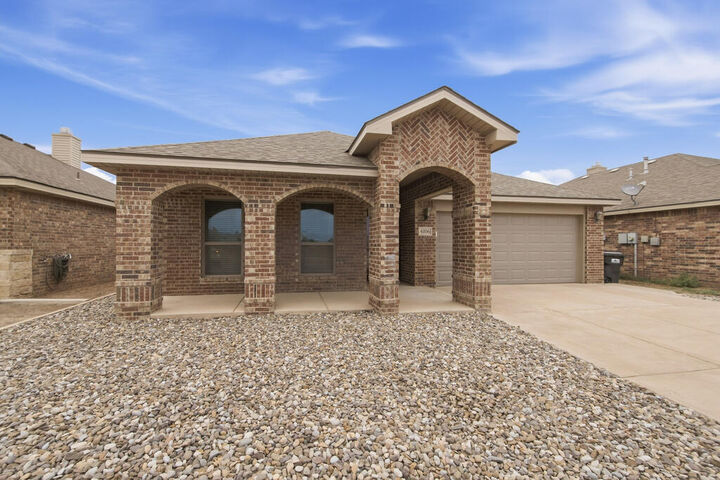 Property Photo: 6106 Spahn St TX 79706