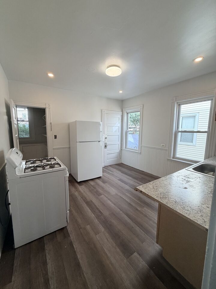 Property Photo:  302 Washington St 2  MA 02121 