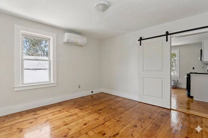 Property Photo: 22 Goldsmith Street 3 MA 01460