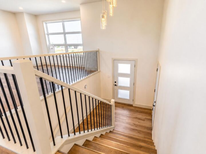 Property Photo:  902 Willow Lane  AB T0L 0Z0 