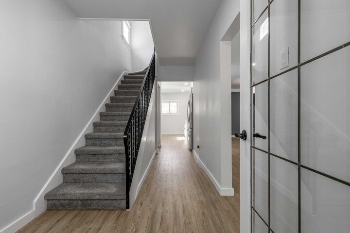 Property Photo:  524 12A Street N  AB T1H 2J7 