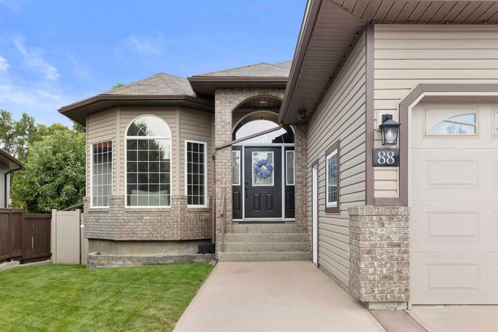 Property Photo:  88 Greenwood Court SW  AB T1A 7X7 