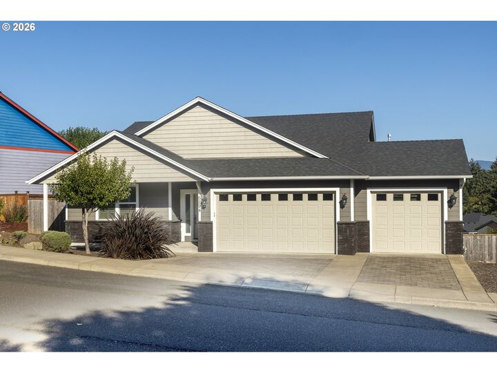 Property Photo:  5294 NE Voyage Ave  OR 97367 