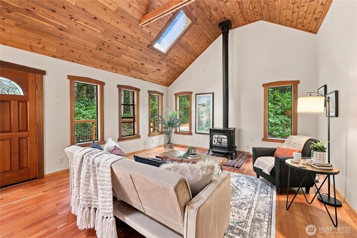 Property Photo:  3191 SW Hawk Ridge Way  WA 98367 