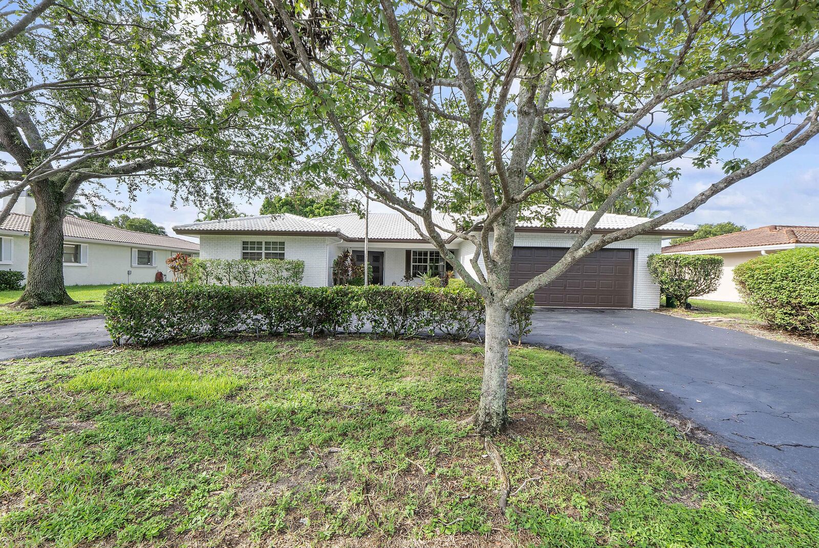 Property Photo:  2940 NW 87th Terrace  FL 33065 