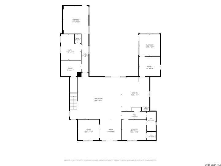 Property Photo:  164 E Oakview Pl  TX 78209 