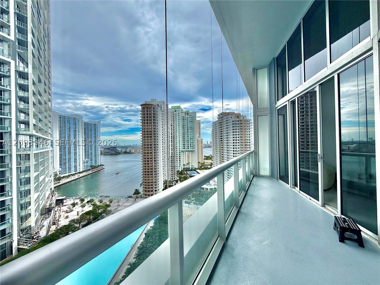 Property Photo: 495 Brickell Ave 2206 FL 33131