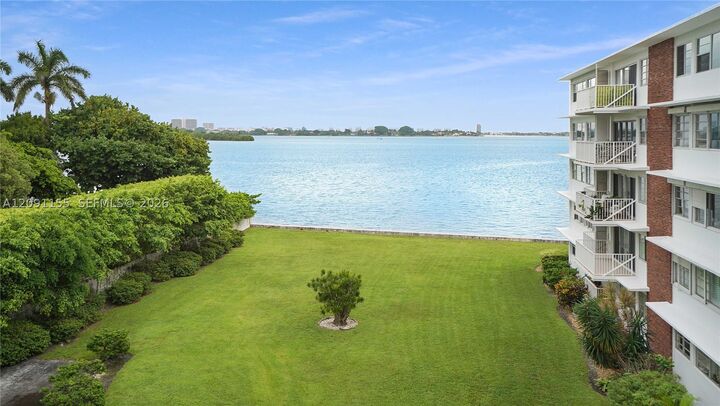 Property Photo:  1700 NE 105th St 406  FL 33138 