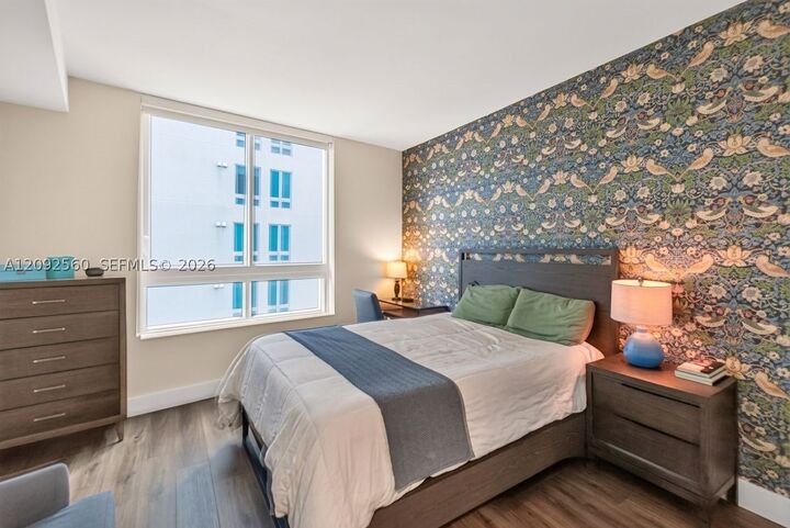 Property Photo:  1900 N Bayshore Dr 2717  FL 33132 
