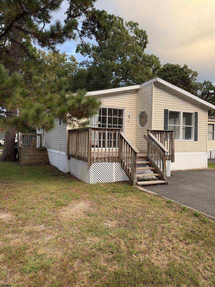 Property Photo:  275 W Park Ave  NJ 08215 