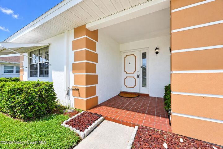Property Photo:  828 Timberview Drive  FL 34982 