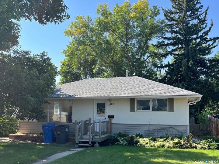 Property Photo: 1906 First Street SK S4A 0H8