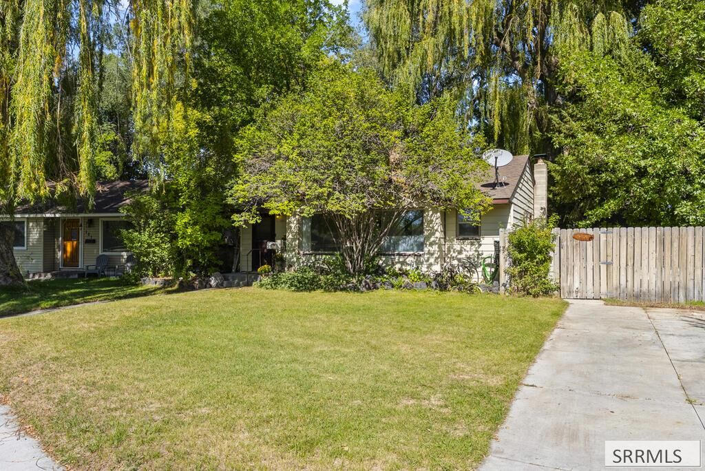 Property Photo:  131 Beacon Drive  ID 83402 