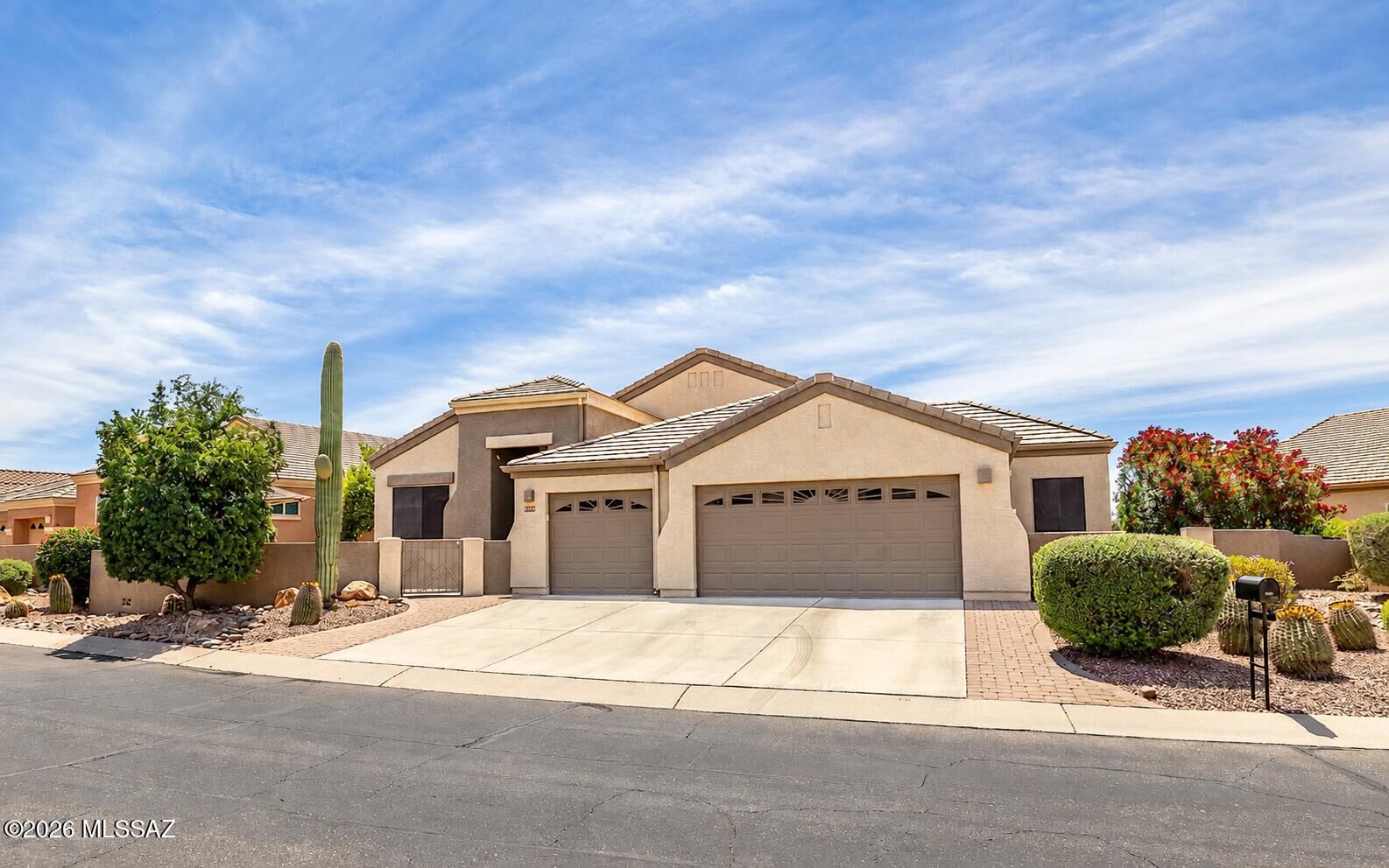 Property Photo: 5089 W Coyote Gulch Loop AZ 85658