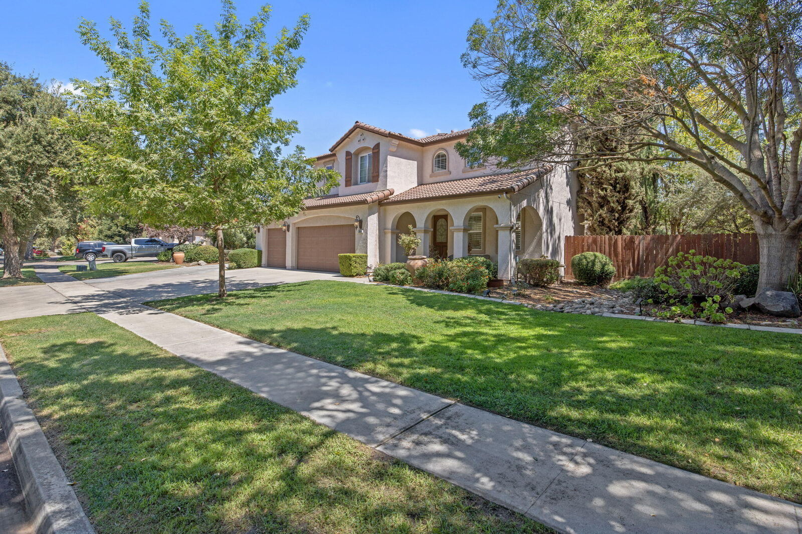 Property Photo: 3834 N University Street CA 93291