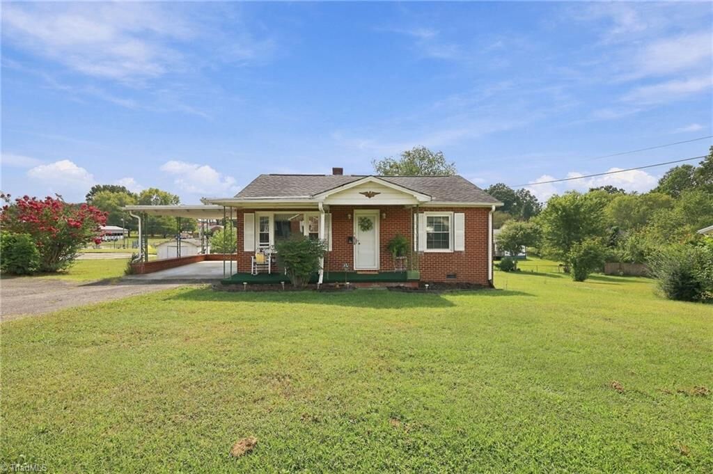 Property Photo:  143 Calvary Drive  NC 27030 