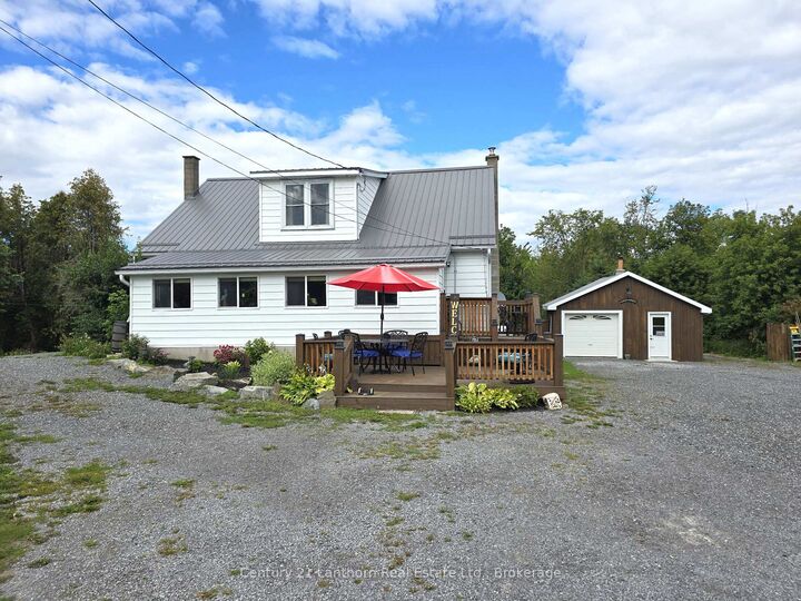 Photo de la propriété:  8567 Old Hastings Road  ON K0K 1Y0 