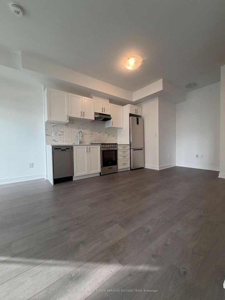 Property Photo:  715 Davis Drive B809  ON L3Y 0J2 