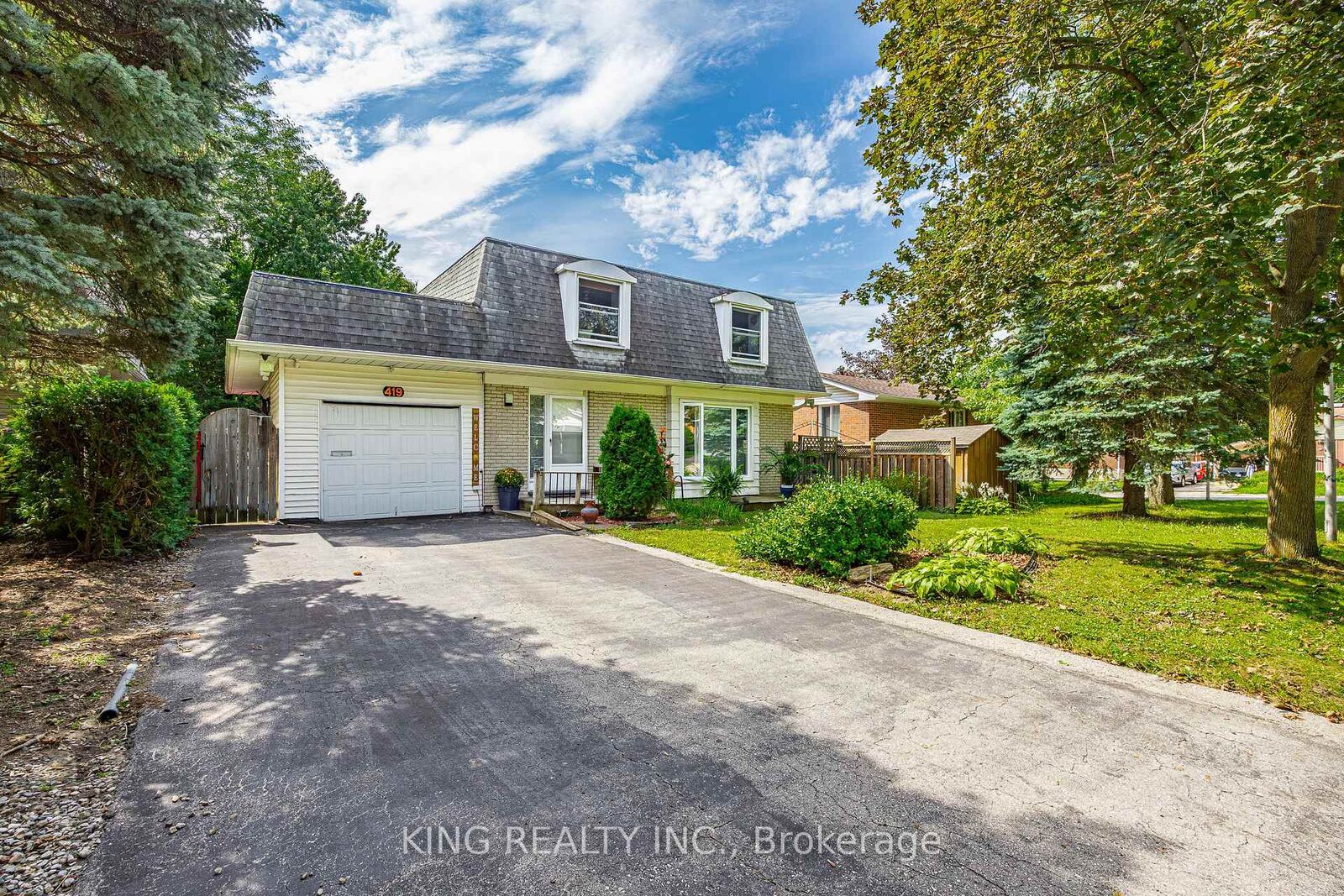Property Photo: 419 Citation Drive ON N6G 1L6