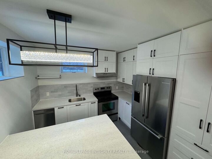 Property Photo:  50 Clarendon Avenue 2  ON K1Y 0P2 