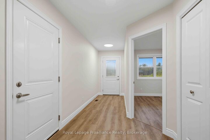 Property Photo:  33 Clayton John Avenue  ON K0K 1H0 