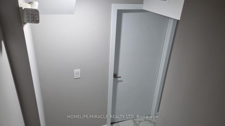 Property Photo:  25 Wasaga Road  ON L6X 3B1 