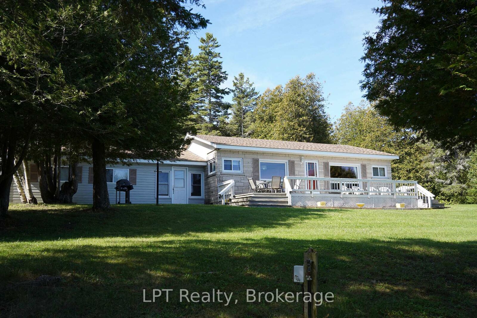 Property Photo:  317 Isthmus Bay Road  ON N0H 1W0 