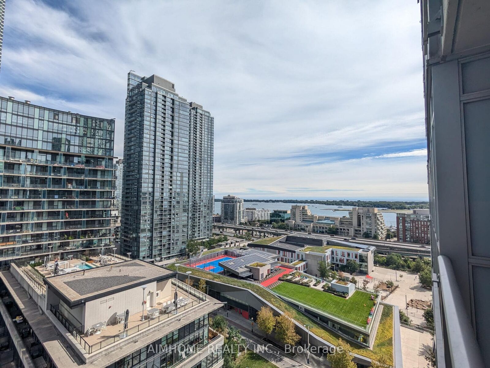 Property Photo: 10 Capreol Court 1806 ON M5V 4B3
