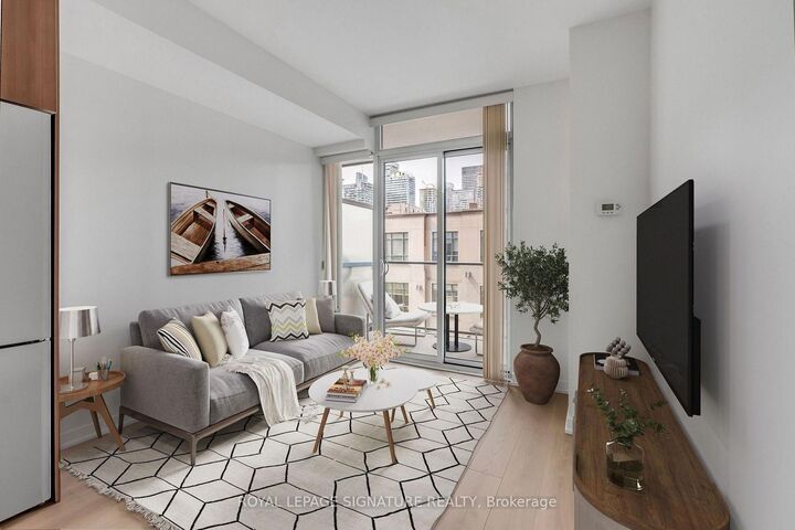 Property Photo:  105 George Street 315  ON M5A 0L4 