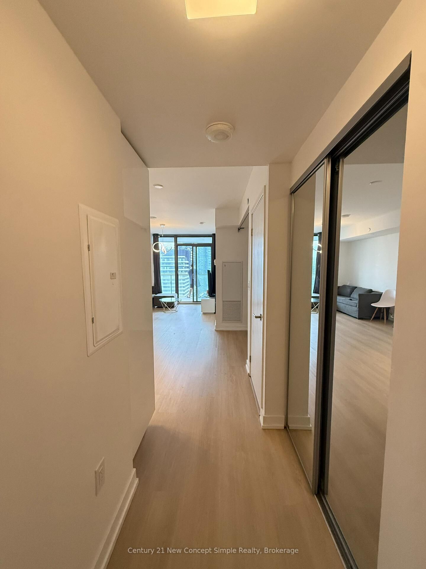 Property Photo:  11 Wellesley Street W 3604  ON M4Y 0G4 