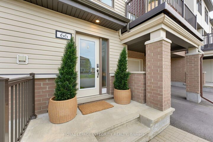 Property Photo:  66 Feathertop Lane  ON K2V 0K7 
