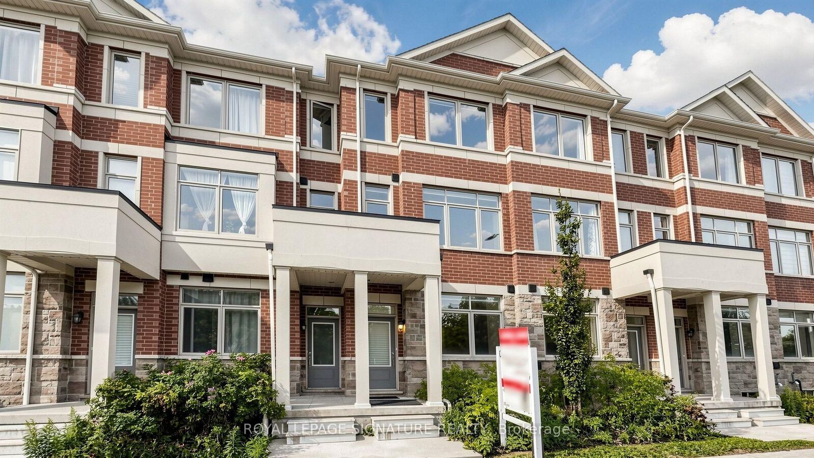 Property Photo:  65 Carneros Way  ON L6B 1R2 