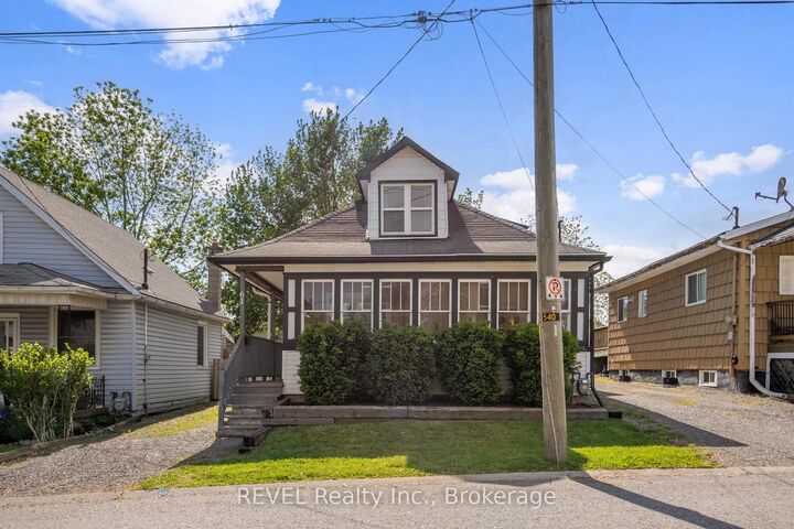 Property Photo:  61 Patricia Street  ON L2V 3V9 