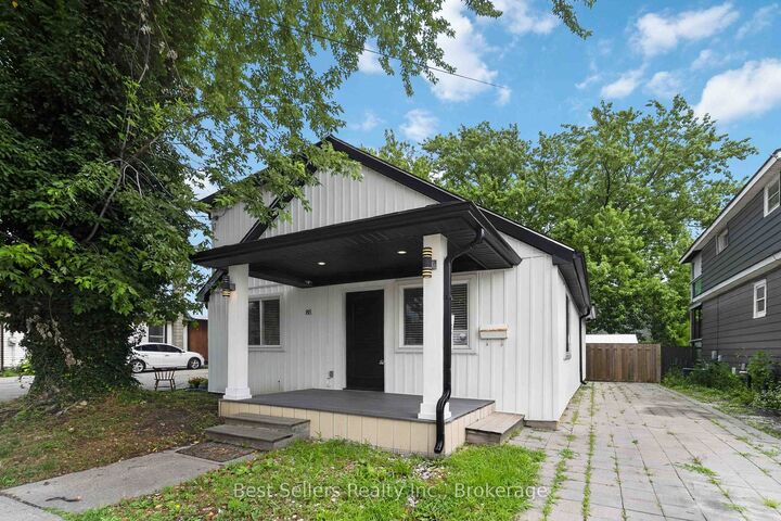 Property Photo: 85 Pelham Road ON L2S 1S3