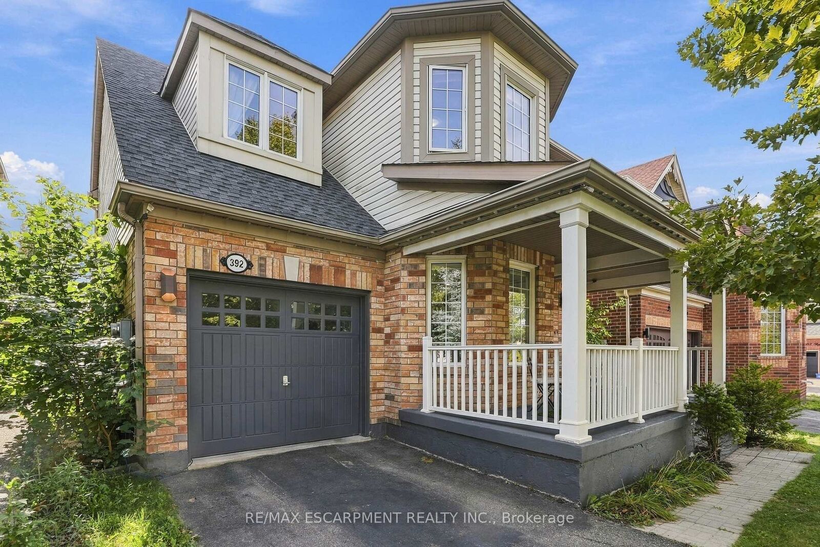 Property Photo:  392 Tonelli Lane  ON L9T 0N4 