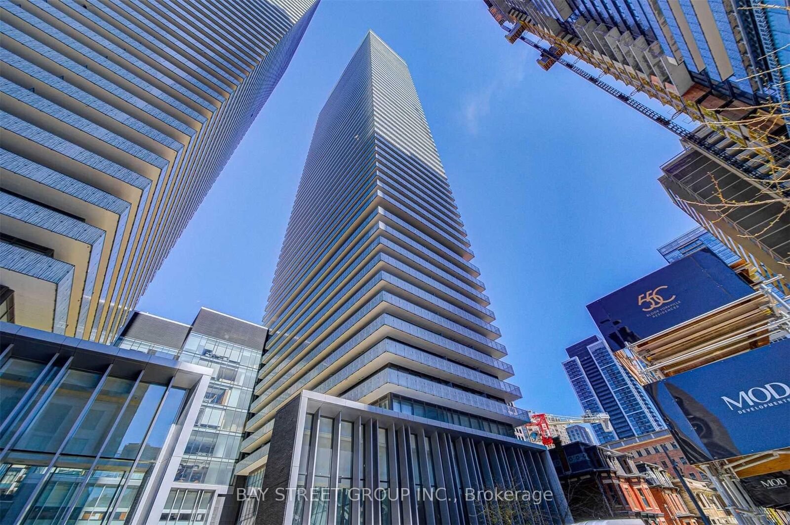 Property Photo:  50 Charles Street E Lph5202  ON M4Y 1T1 