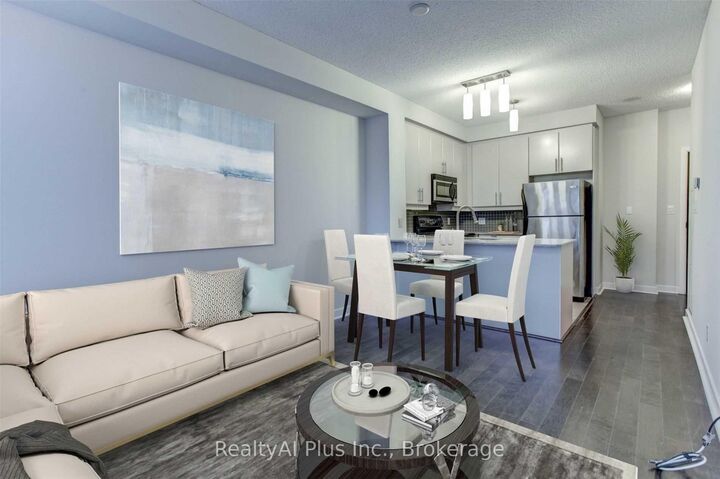 Property Photo:  18 Harbour Street 3101  ON M5J 2Z6 