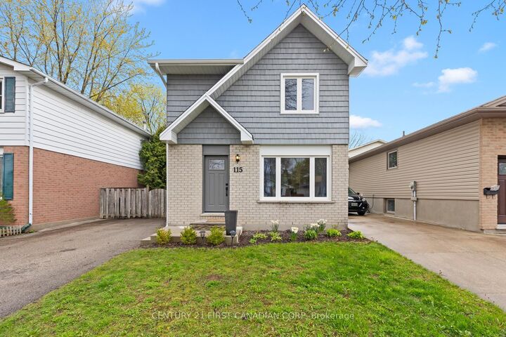 Property Photo:  