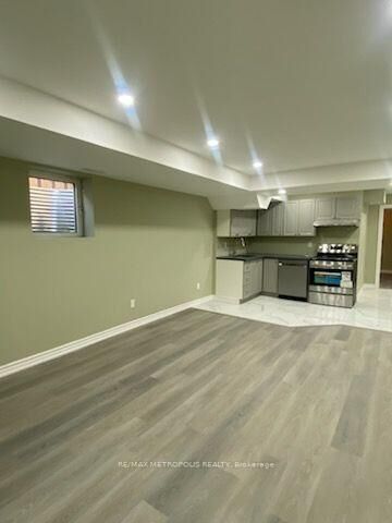 Property Photo:  147 Winlane Drive Bsmt  ON L4A 0C2 