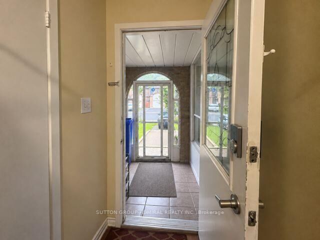 Property Photo:  168 Mabley Crescent  ON L4J 2Z8 