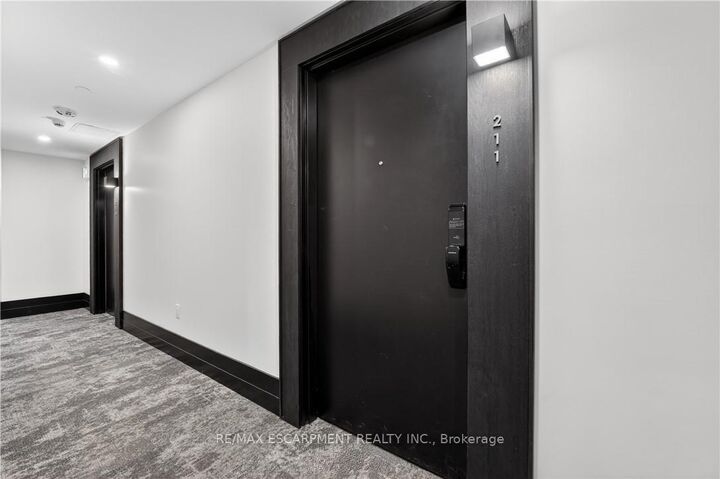 Property Photo:  461 Green Road 211  ON L8E 0L5 