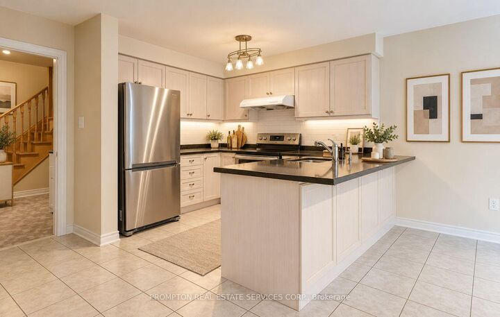 Property Photo:  150 Matteo David Drive  ON L4S 2S5 