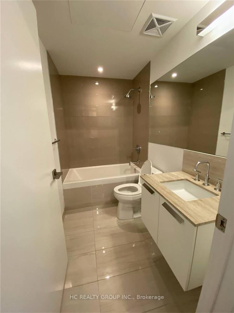 Property Photo:  50 Charles Street E 806  ON M4Y 0C3 