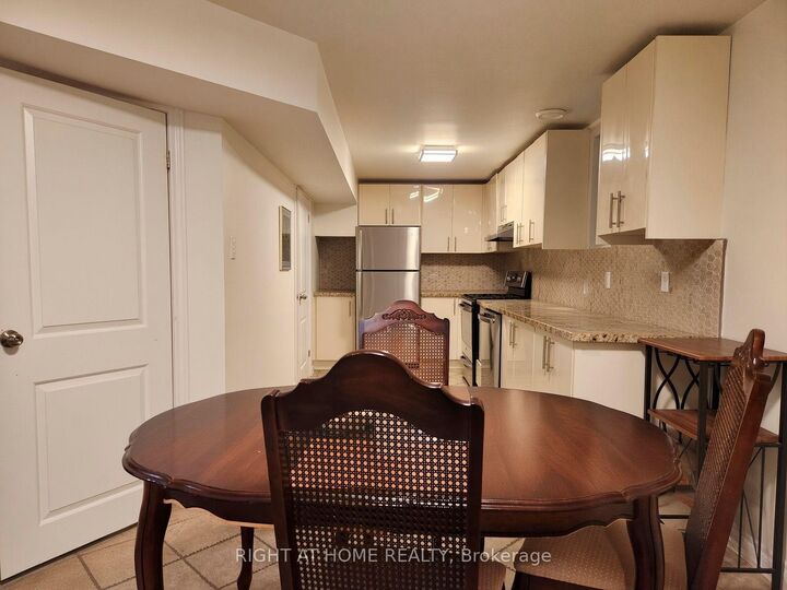 Property Photo:  490 Brock Avenue 1  ON M6H 3N3 