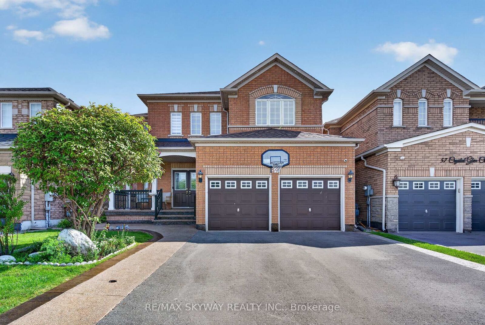 Property Photo:  59 Crystal Glen Crescent  ON L6X 0K2 