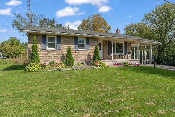 Property Photo:  23 William Street  ON K0K 2S0 