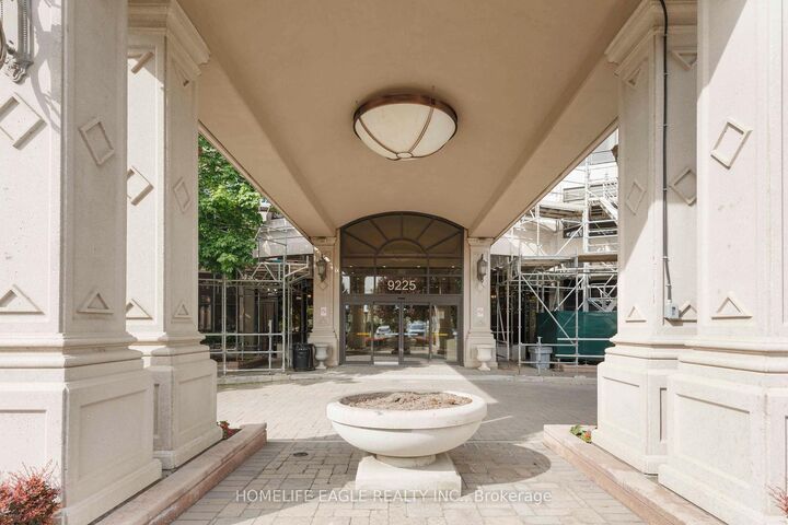 Property Photo:  9225 Jane Street 905  ON L6A 0J7 