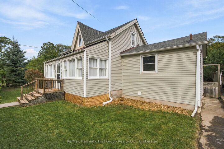 Property Photo:  344 D'Arcy Street  ON K9A 4A3 
