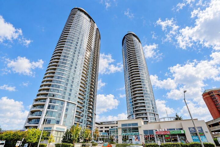 Property Photo:  125 Village Green Square 1208  ON M1S 0G3 
